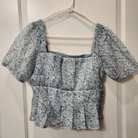 Lulu's Floral Embroidered Pleated Puff Sleeve Top - Picture 3 of 4